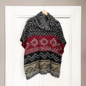 Cliche poncho sweater
